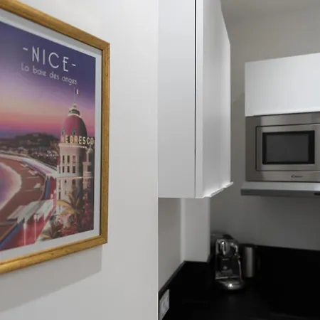 L'essenza D'azur Nizza