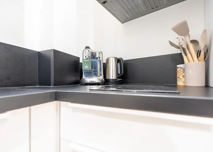 L'essenza D'azur 니스